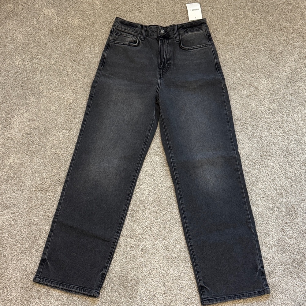 FOREVER 21 Black Denim Straight-Leg / WIDE LEG Jeans